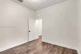 7815 NW 104th Ave, Doral, FL 33178 - Photo 14