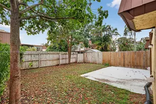 3516 Gardens E Dr, Palm Beach Gardens, FL 33410 - Photo 44
