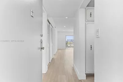 3770 NE 171st St #402, North Miami Beach, FL 33160 - Photo 2