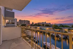 3770 NE 171 St, North Miami Beach, FL 33160 - Photo 20