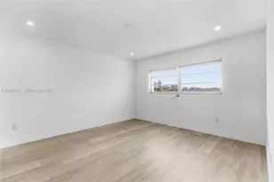 3770 NE 171 St, North Miami Beach, FL 33160 - Photo 12