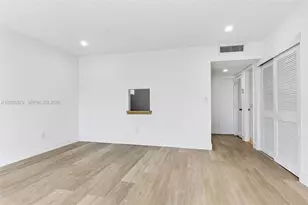 3770 NE 171 St, North Miami Beach, FL 33160 - Photo 10