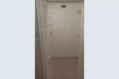 10161 W Sunrise #104, Plantation, FL 33322 - Photo 4