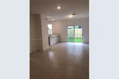 2610 SE 13th St #2610, Homestead, FL 33035 - Photo 2