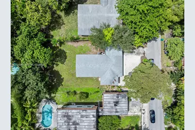 940 NE 85th St, Miami, FL 33138 - Photo 32