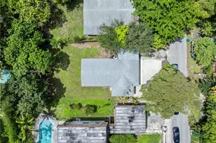 940 NE 85th St, Miami, FL 33138 - Photo 32