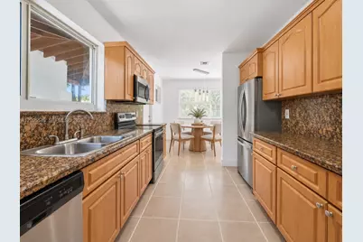 940 NE 85th St, Miami, FL 33138 - Photo 14