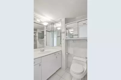 18071 Biscayne Blvd #1701, Aventura, FL 33160 - Photo 20