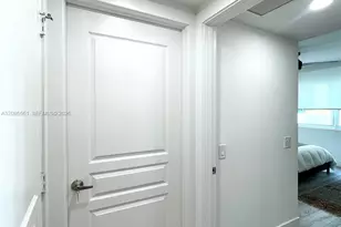 350 SE 2nd St, Fort Lauderdale, FL 33301 - Photo 6