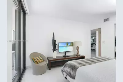 20379 W Country Club Dr #536, Aventura, FL 33180 - Photo 14