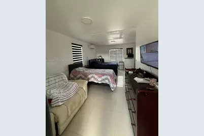 10516 NW 36th Pl, Miami, FL 33147 - Photo 28