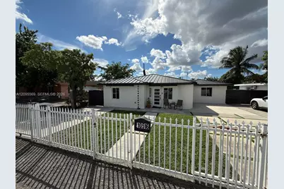 10516 NW 36th Pl, Miami, FL 33147 - Photo 2