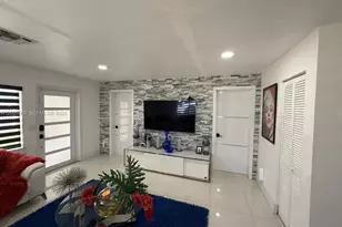 10516 NW 36th Pl, Miami, FL 33147 - Photo 12