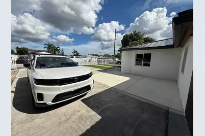 10516 NW 36th Pl, Miami, FL 33147 - Photo 32