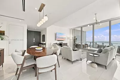300 Biscayne Boulevard Way #4007W, Miami, FL 33131 - Photo 6