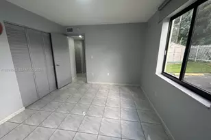 1530 SW 2nd St, Miami, FL 33135 - Photo 10