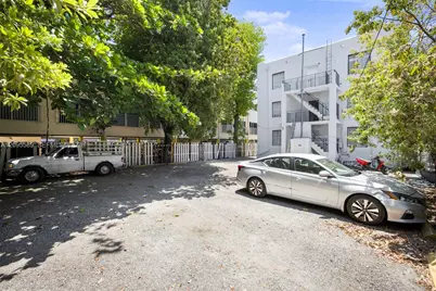 1563 SW 2nd St #5, Miami, FL 33135 - Photo 8