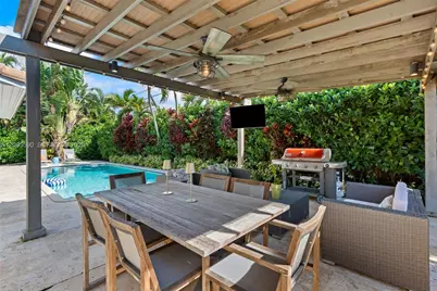 8610 SW 47th St, Miami, FL 33155 - Photo 8