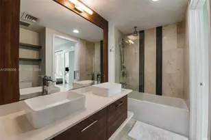 601 NE 27th St, Miami, FL 33137 - Photo 8