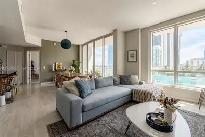 601 NE 27th St #1006, Miami, FL 33137 - Photo 2