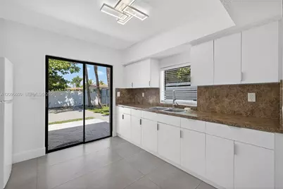 17150 NE 18th Ave #17150, North Miami Beach, FL 33162 - Photo 10