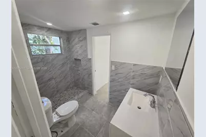 760 NW 126th St, North Miami, FL 33168 - Photo 20