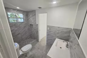760 NW 126th St, North Miami, FL 33168 - Photo 20