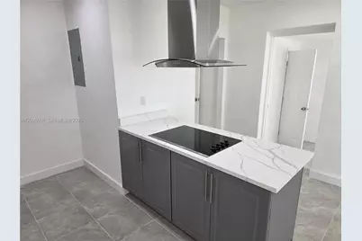 760 NW 126th St, North Miami, FL 33168 - Photo 8
