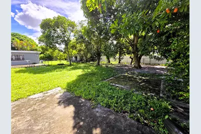 760 NW 126th St, North Miami, FL 33168 - Photo 40