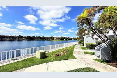 8560 SW 212th St #203, Cutler Bay, FL 33189 - Photo 4