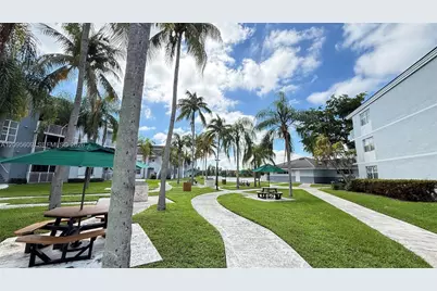 8560 SW 212th St #203, Cutler Bay, FL 33189 - Photo 2