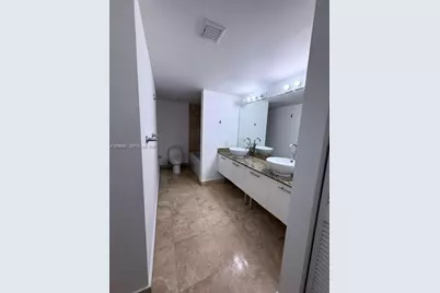 41 SE 5th St #709, Miami, FL 33131 - Photo 6