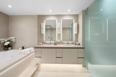 60 Edgewater Dr #11F, Coral Gables, FL 33133 - Photo 24
