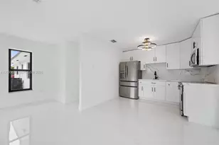 1112 SW 11th Ave, Miami, FL 33129 - Photo 10