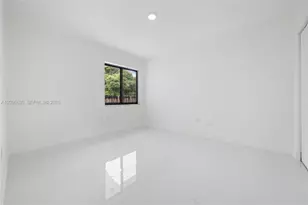 1112 SW 11th Ave, Miami, FL 33129 - Photo 12