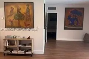 5760 W 14th Ave, Hialeah, FL 33012 - Photo 4