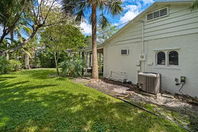 322 Princeton Dr, Lake Worth, FL 33460 - Photo 30