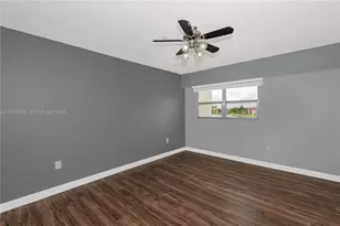 550 SW 138th Ave, Pembroke Pines, FL 33027 - Photo 18