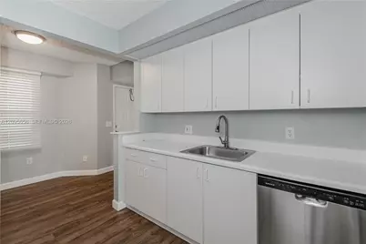 550 SW 138th Ave #404K, Pembroke Pines, FL 33027 - Photo 12