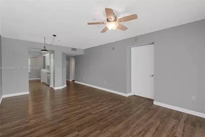 550 SW 138th Ave #404K, Pembroke Pines, FL 33027 - Photo 10