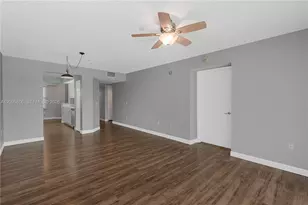 550 SW 138th Ave, Pembroke Pines, FL 33027 - Photo 10
