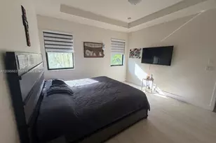 15780 NW 91st Ct, Miami Lakes, FL 33018 - Photo 24