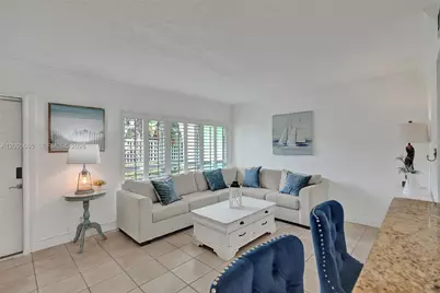 2124 NE 5th Ave #107, Wilton Manors, FL 33305 - Photo 2