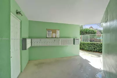2124 NE 5th Ave #107, Wilton Manors, FL 33305 - Photo 22
