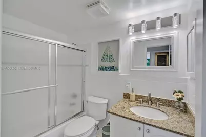 2124 NE 5th Ave #107, Wilton Manors, FL 33305 - Photo 18