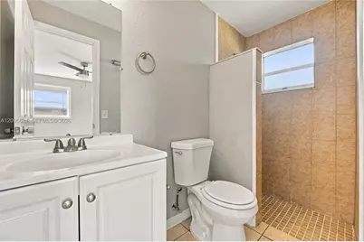 1944 Baythorne Rd, West Palm Beach, FL 33415 - Photo 18