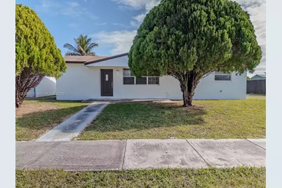 27913 SW 131st Ave, Homestead, FL 33032 - Photo 1