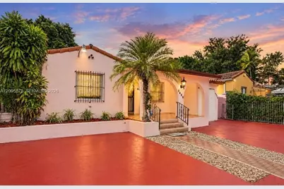 2428 SW 12th St, Miami, FL 33135 - Photo 2