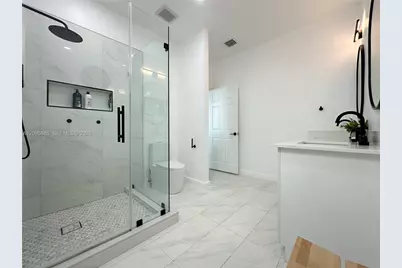 22578 SW 89th Pl, Cutler Bay, FL 33190 - Photo 4