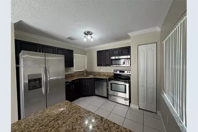 15310 SW 47th St, Miramar, FL 33027 - Photo 2